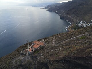 Foto aérea con dron del Semáforo de Igueste, Tenerife