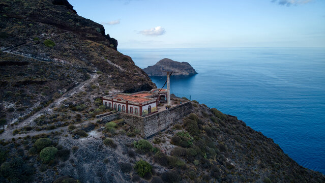 Foto a&eacute;rea con dron del Sem&aacute;foro de Igueste, Tenerife