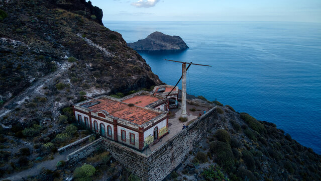 Foto a&eacute;rea con dron del Sem&aacute;foro de Igueste, Tenerife