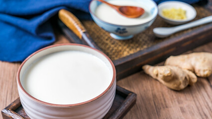 Traditional Cantonese Cantonese Dessert Ginger Milk