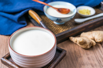 Traditional Cantonese Cantonese Dessert Ginger Milk