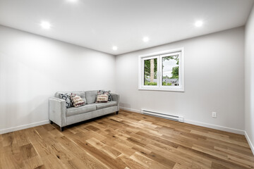 Canadian single family house, renovated with some luxury elements in design with kitchen, rooms, bedrooms, appliances, finished basement, laundry, backyard and patio