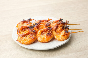 Udang Bakar Madu, Grilled Shrimp with honey, made from shrimp seasoned with chilli sauce, pepper and honey

