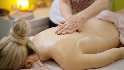 Calming and Rejuvenating Massage for Women Back
