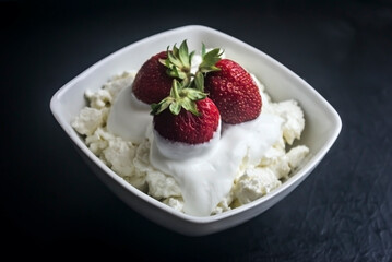 strawberries with cheese
