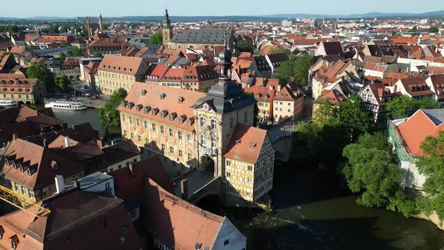 Drohnen Video vom Alten Rathaus in Bamberg