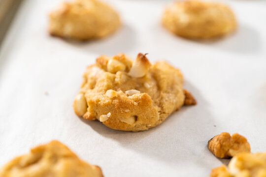 White Chocolate Macadamia Nut Cookies