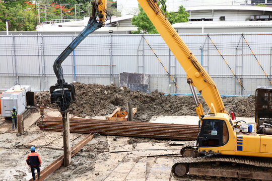 Pile Pressing Machine on the Construction Site
