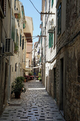 narrow alleys in sibenik old town