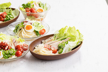 Udon サラダうどん