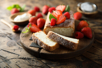 Angel cake with fresh strawberry
