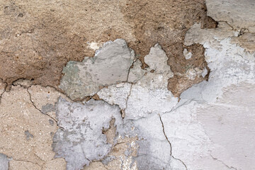 Cracked concrete building broken wall