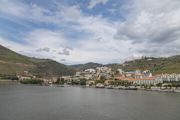 Naklejka na ściany i meble Vista do Vale do Douro em Pinhão Portugal