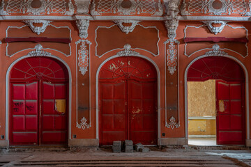 Exploring the Historic Abandoned Red Cinema and Abandoned Red Theatre in Miskolc, HungaryJourney...