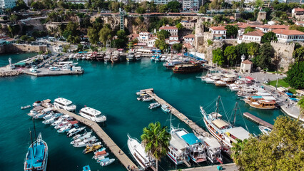Naklejka premium Kaleici port, the historical center of Antalya, yachts and pleasure boats in kaleici bay. Antalya, Turkey