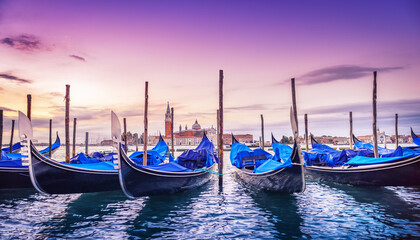 venice at the early morning © Designpics