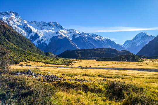Aoraki Mount Cook mountain landscape, New Zealand