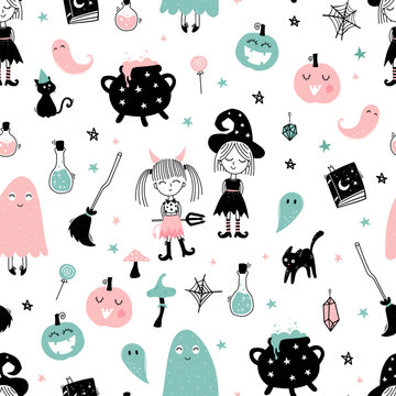 Fun hand drawn Halloween seamless pattern with cats, hats, bats and decoration - great for textiles, banners, wallpapers, wrapping - vector design