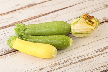 Raw baby organic zucchini heap