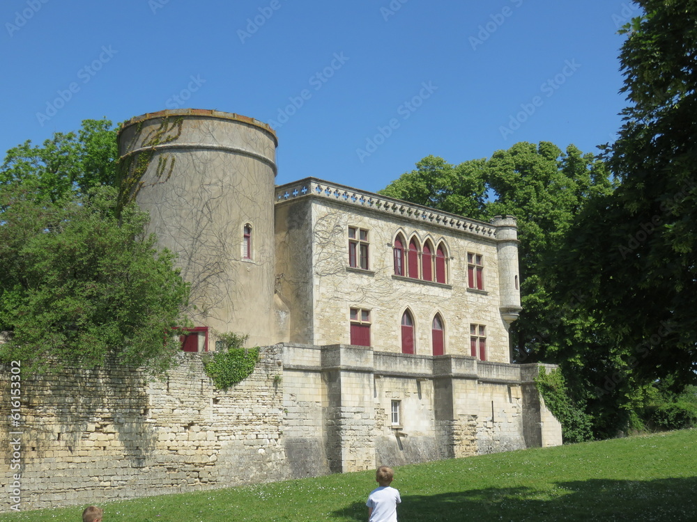 Sticker château de maillezais, vendée, pays de la loire, france, marais poitevin.