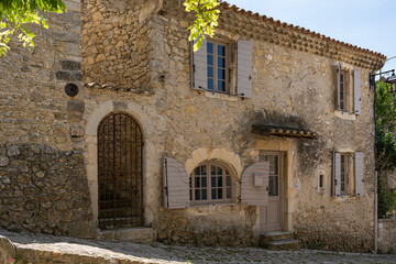 Fototapeta na wymiar Paysage de la Drôme