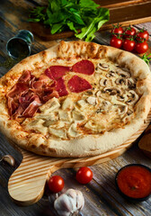 pizza with mushrooms and tomatoes