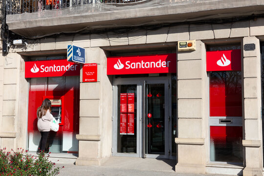 Santander Bank branch in Barcelona, Catalonia, Spain.