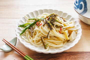 山菜の和風パスタ