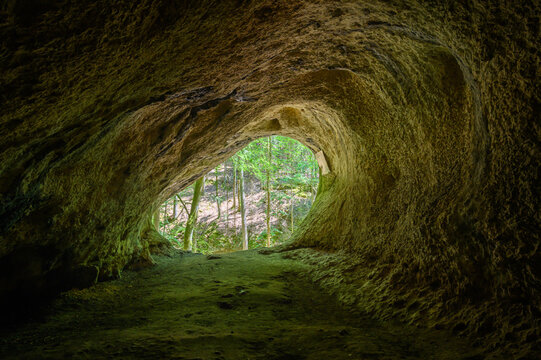 H&ouml;hle Gro&szlig;es Hasenloch - Fr&auml;nkische Schweiz