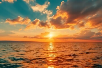 Fototapeta na wymiar golden sunrise at the sea