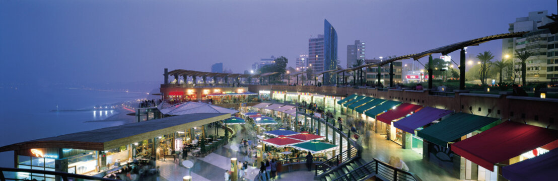larcomar, miraflres shopping center lima peru