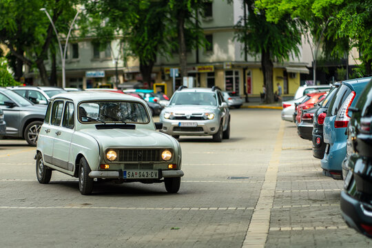 Renault 4 in Subotica, Serbia, 15.06.2023