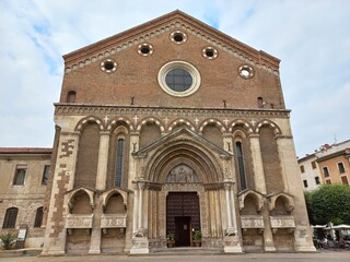 Fototapeta na wymiar Chiesa di San Lorenzo, Vicenza, Veneto, Italia