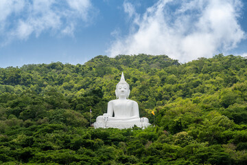 buddha statue in the mountain