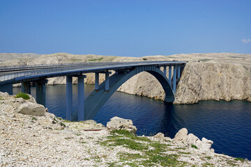 Fototapeta na wymiar bridge to krk island in northern croatia