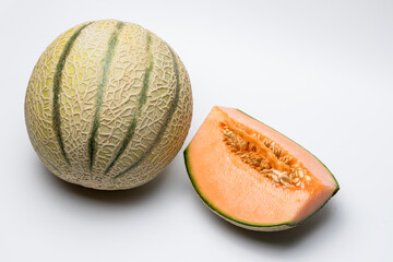 Melón cantalupo y medio abierto