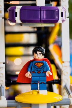 Dortmund - Deutschland 17. Juni 2023 Lego Riesenrad mit Superman