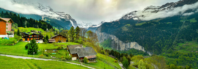 Fototapeta na wymiar View of alpine Wengen village Beautiful outdoor scene in Switzerland