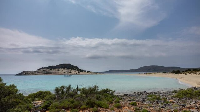 simos beach in Elafonisos greece