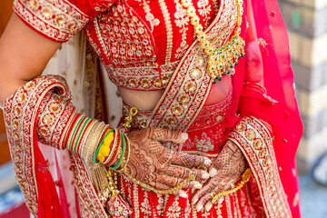 Indian Hindu bride's wedding henna mehendi mehndi hands close up