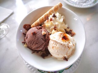 chocolate ice cream