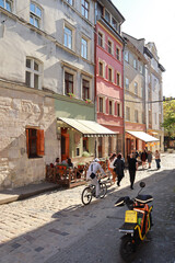 Obraz na płótnie Canvas Street cafe in downtown of Lviv, Ukraine