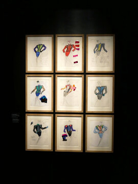 Yves Saint Laurent, french haute couture, Paris, "shapes" : designer's research sketch