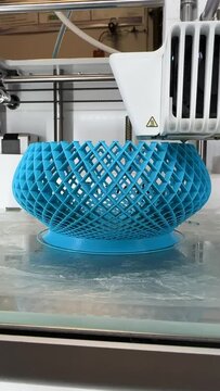 3D Printer: Additive Manufacturing