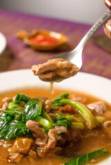 Stir-fried Rice Noodle with Beef Gravy