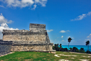 Ruinas Maias de Tulum, Riviera Maya. Mexico. - obrazy, fototapety, plakaty