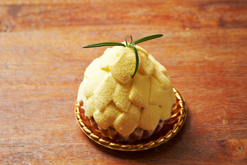 Mini Pineapple Mousse Cakes