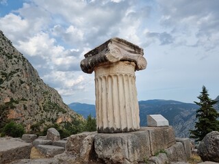 delphi greece acanthus column with female danceres ancient greece