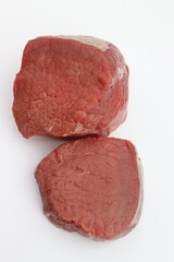 Roher Rinderbraten. Rindfleisch roh.