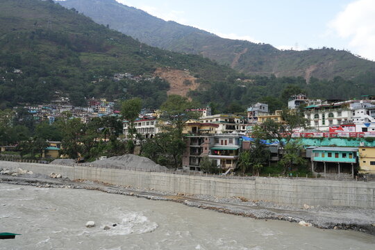 River side, Kali river, dharchula town,